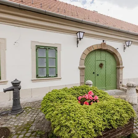 Dunakavics Xiii Lejlighedshotel Szentendre