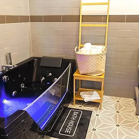 Dunakavics Xiii Hotel apartamentowy 4*
