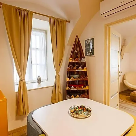 Hotel apartamentowy Dunakavics Xiii 4*