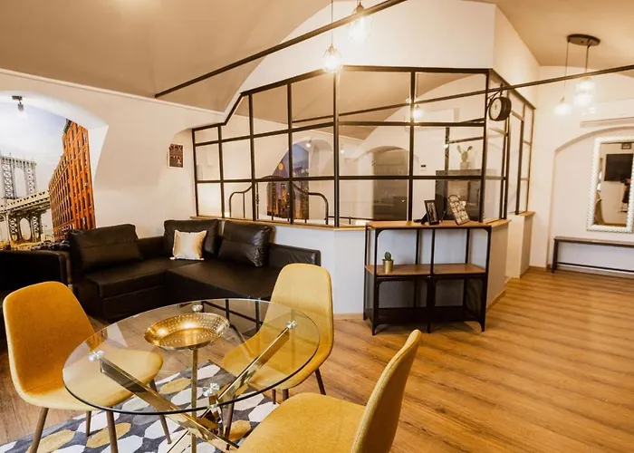 Dunakavics Xiii Apart Otel 4*