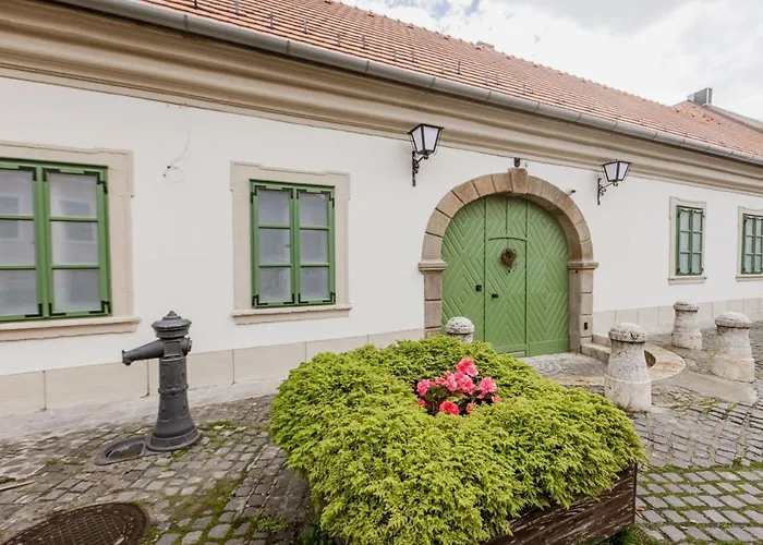Dunakavics Xiii Apart Otel Szentendre
